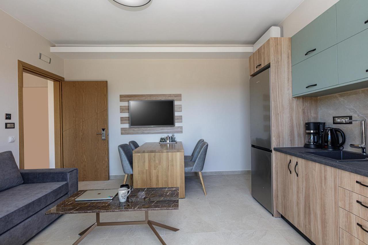 Sapphire Blue Suites Kissamos Exterior photo