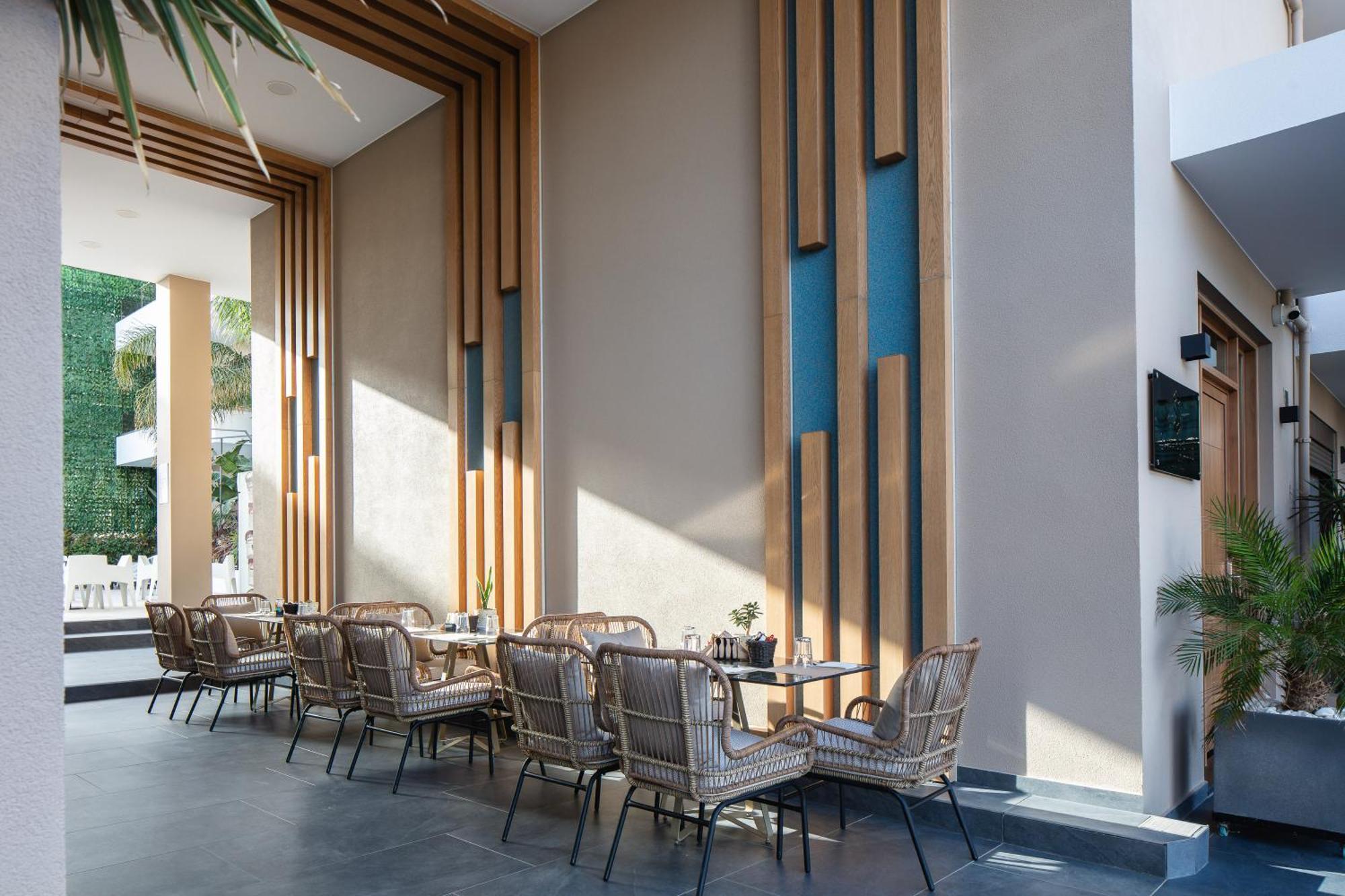 Sapphire Blue Suites Kissamos Exterior photo